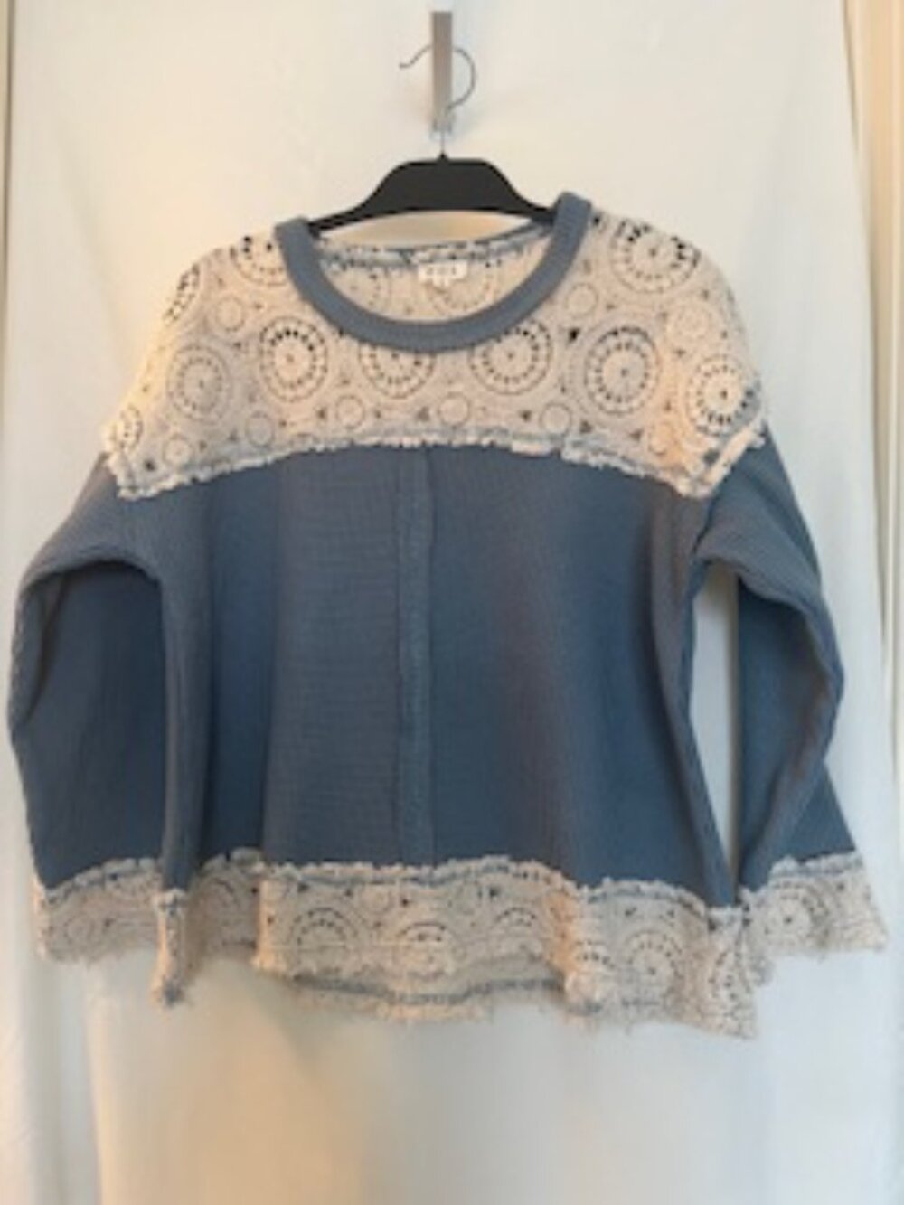 Blue & cream Crochet Top POL Size Small